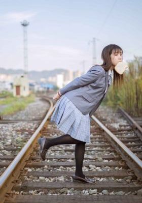 樱花树下电影完整版免费_DVD免费高清观看