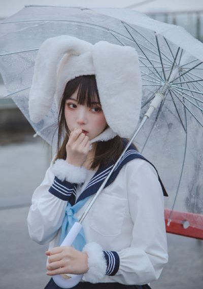 上原瑞穗办公室中文在线_720免费在线观看