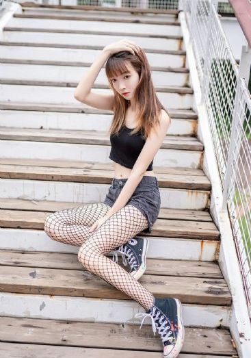 春满灿烂海红_BD英语动漫免费观看
